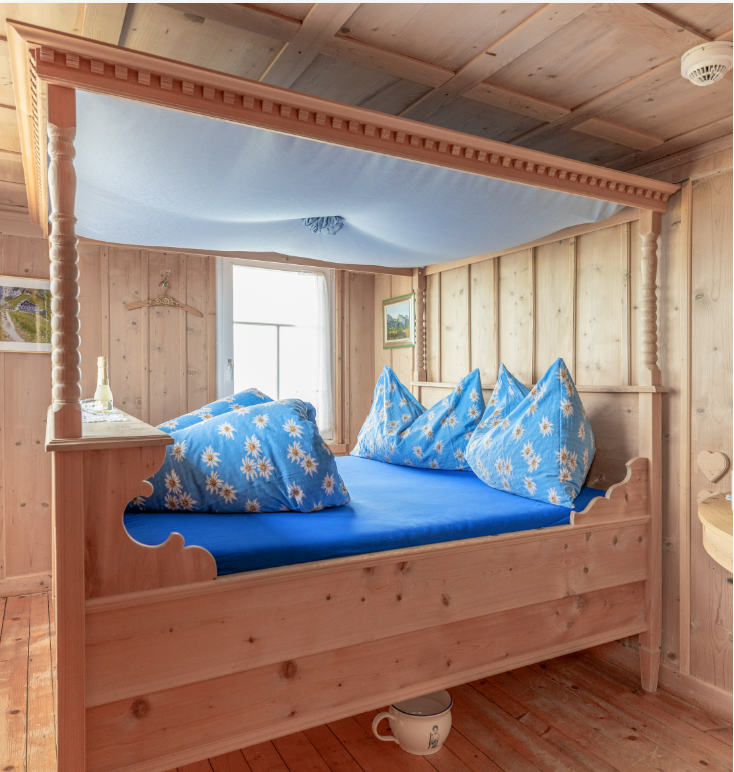 Himmelbett, Übernachtung, Schlafen
